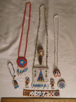 9 Native American Beaded Items Jewelry, Purse, Dolls The Indians Keystone, SD