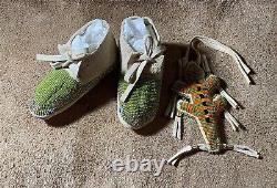 Beautiful Native American Lakota Sioux Beaded Baby Moccasins and Fetish Set