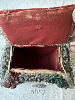 C. 1870 Iroquois Native American Beadwork Whimsy Box/Purse