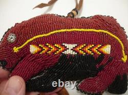 Kerwin Davenport Meskwaki Native American Beaded Fetish Heartline Bear Amulet