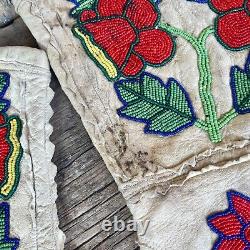 Native American Gauntlets with floral beadwork pattern No. Rockies. Ca. 1950s