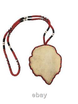 Native american beadwork necklace