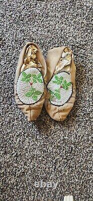 Vintage Beaded Osage Indian Mocassins Native American 10.5