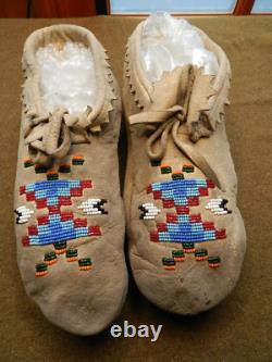 Vintage, Native American, Adult, Low Cut, Beaded Mocassins