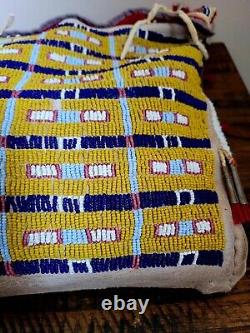 Vintage Native American Beaded Buckskin Possible Bag Very Nice Piece